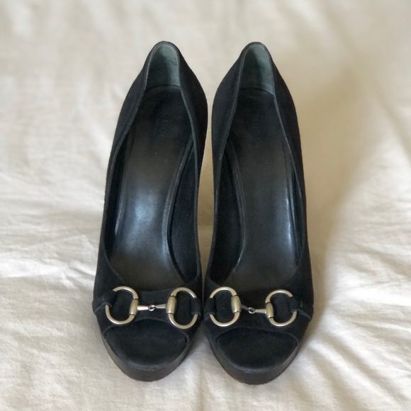 Gucci Suede Horsebit Pumps - Picture 4 of 9